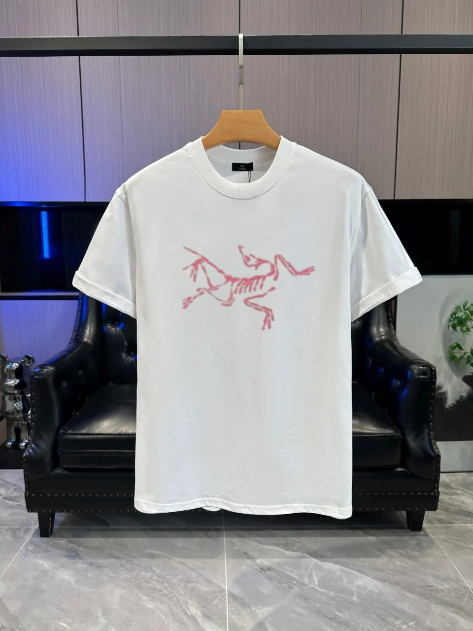 ARC`TERYX 2026 Classic T ， Breathable ， ！ Same Style ：White Black Gray Size：S M L Xl